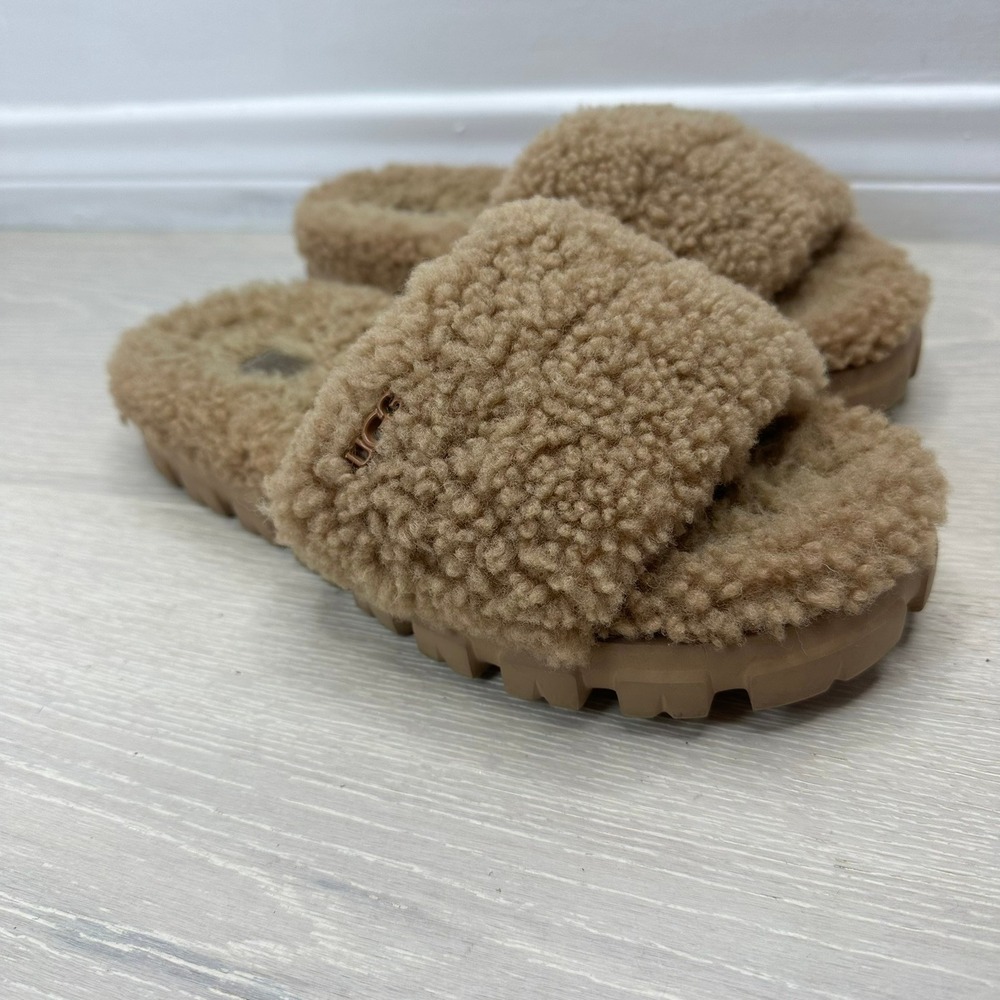 UGG Cozetta Curly Slide Women Size 9 Tan Shearling Slippers Loungewear Cozy